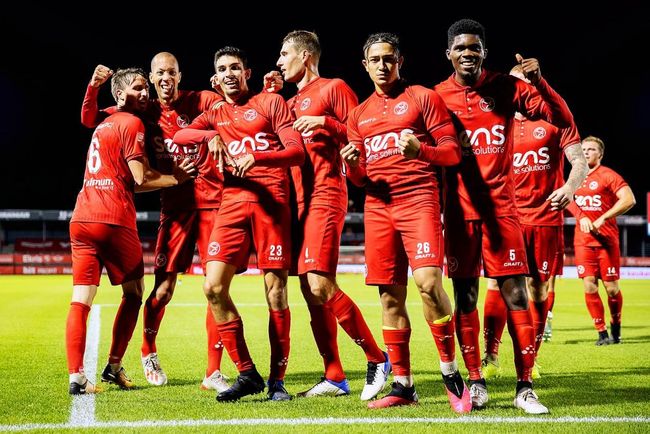 撕破对手防 撕破对手防