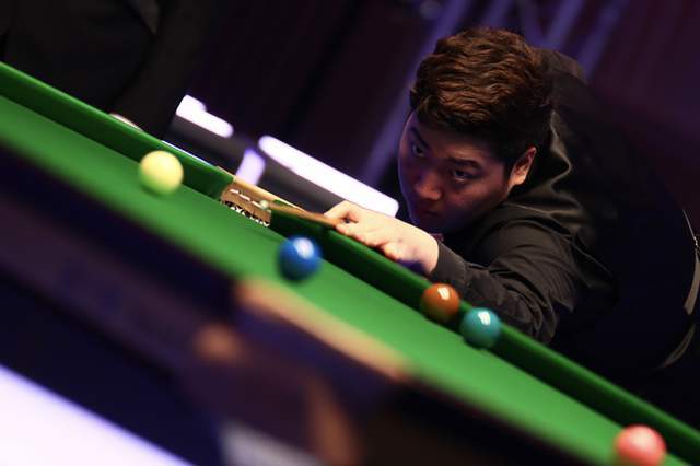 斯的出色表 斯的出色表