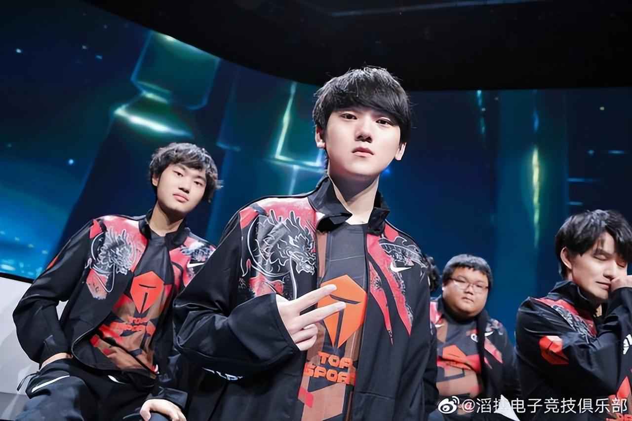 成绩刷新了 成绩刷新了