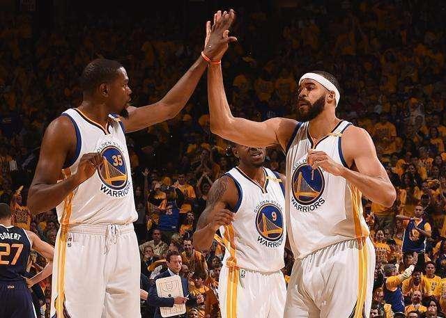 抢都有呼应 抢都有呼应